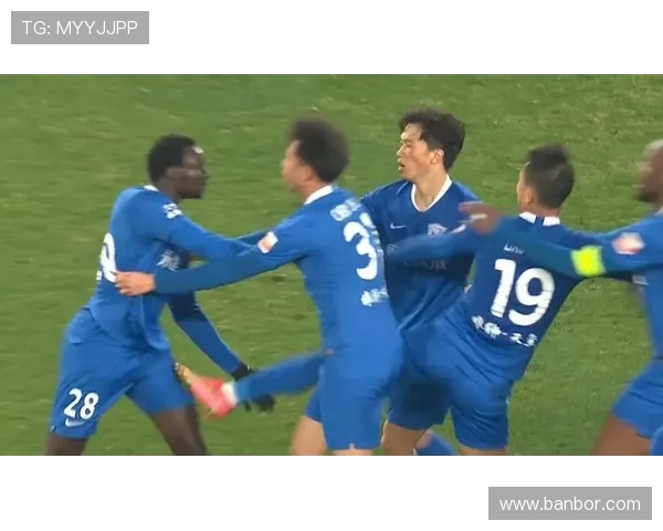 中超保级队天价年薪锁定欧冠神锋！28 岁 1 米 91 锋霸空降